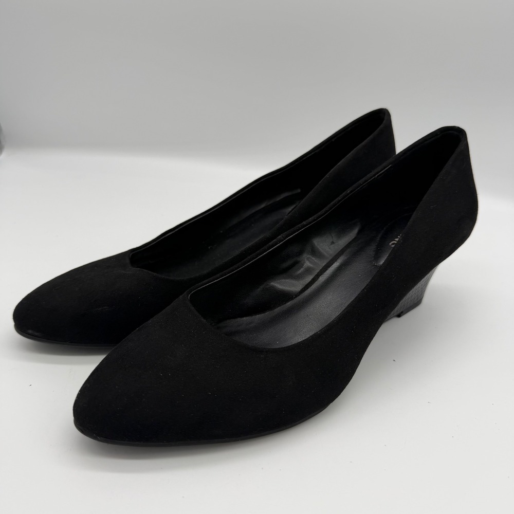 Bandolino Womens Black Suede Wedge Pumps Shoes Size 9M